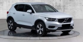 Volvo XC40 T5 Twin Engine Momentum