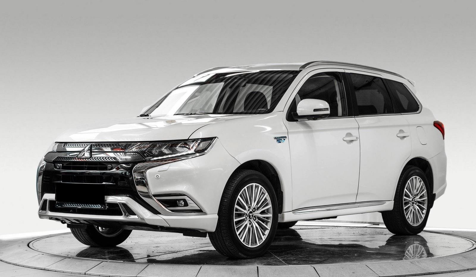 Mitsubishi Outlander 2.4 Intense+ PHEV