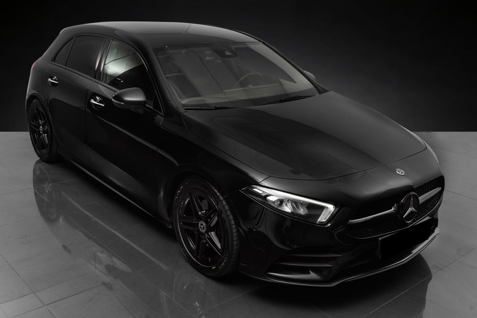 Mercedes-Benz A 220 4MATIC AMG