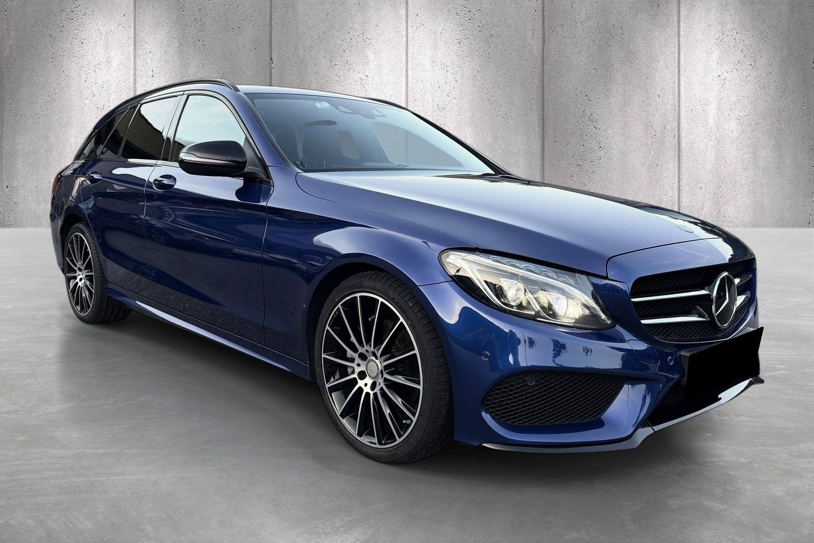Mercedes-Benz C 200 4MATIC AMG
