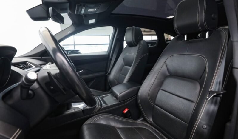 
Jaguar E-PACE 2.0D 150 ch AWD R-Dynamic full									
