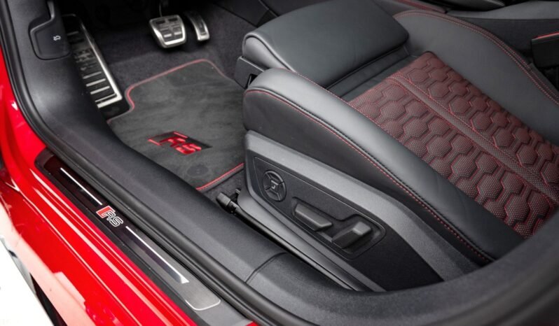 
Audi RS 5 Avant 2.9 TFSI quattro PHEV 639 ch full									