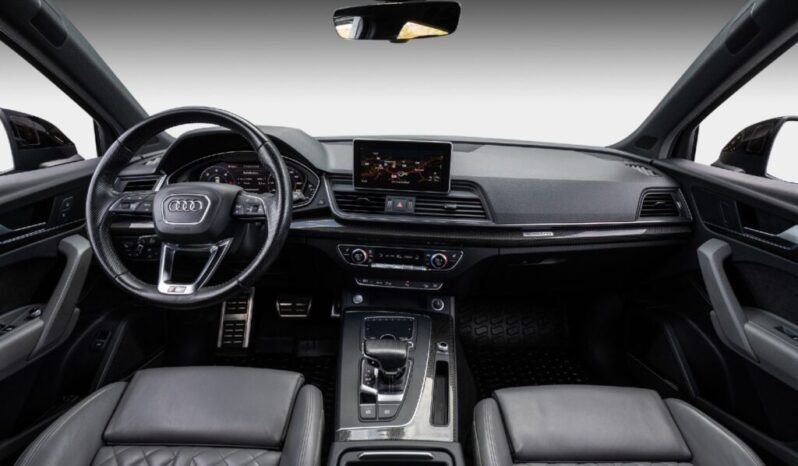 
Audi Q5 2.0 TDI S line full									