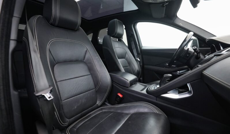 
Jaguar E-PACE 2.0D 150 ch AWD R-Dynamic full									