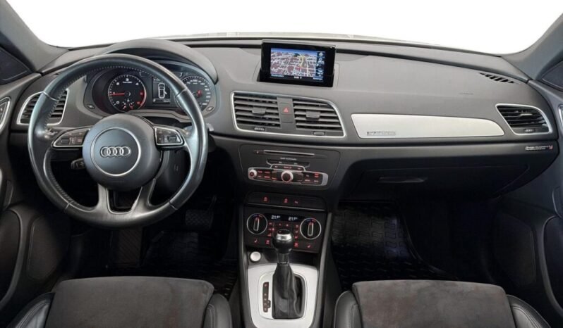 
Audi Q3 2.0 TDI quattro full									
