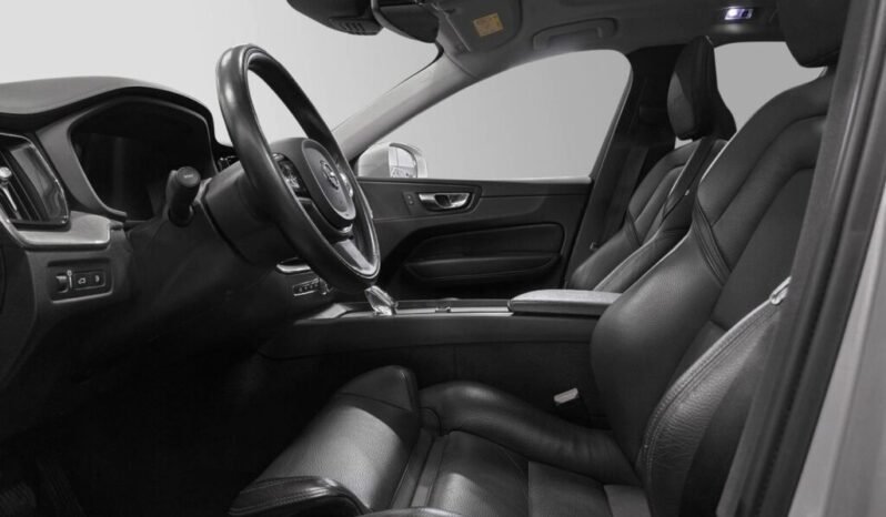
Volvo XC60 T8 AWD Inscription full									