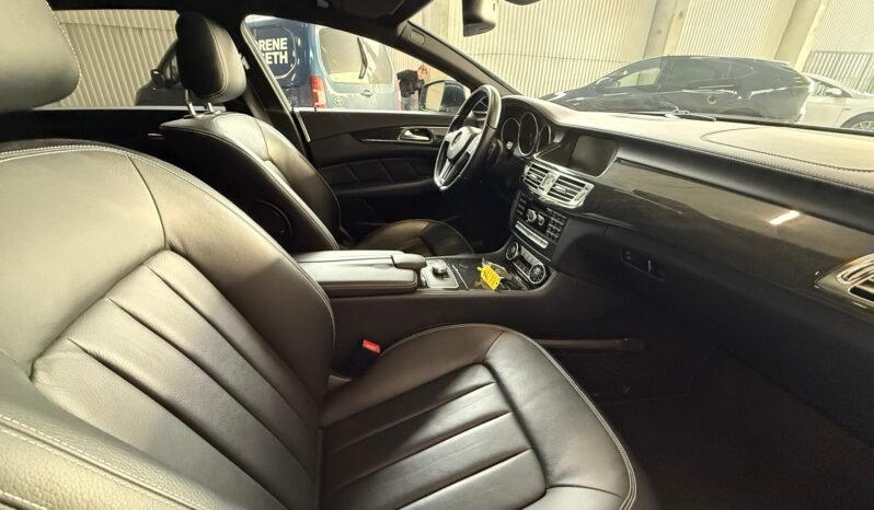 
Mercedes-Benz CLS 250 CDI AMG full									