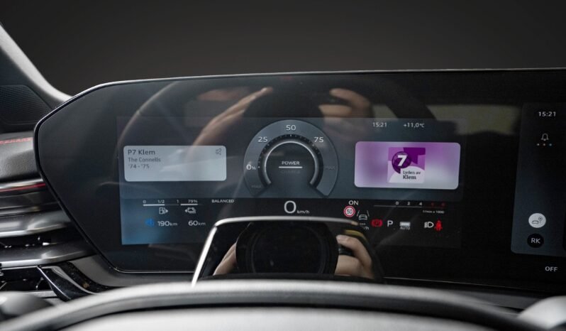 
Audi RS 5 Avant 2.9 TFSI quattro PHEV 639 ch full									