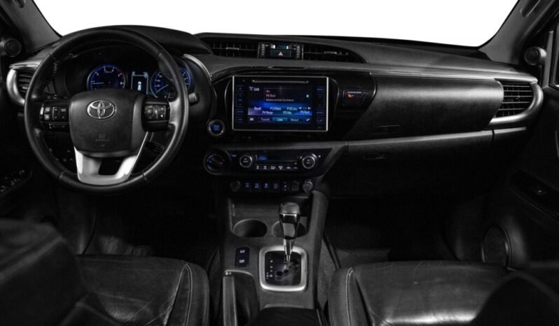
Toyota Hilux D-Cab 2.4 D-4D 150 ch full									