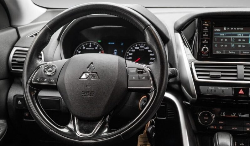 
Mitsubishi Eclipse Cross 1.5T 163 ch 4WD full									