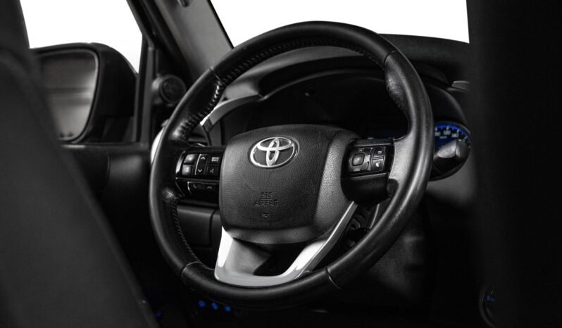 
Toyota Hilux D-Cab 2.4 D-4D 150 ch full									