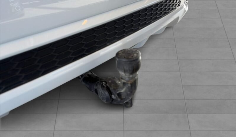 
Audi Q3 2.0 TDI quattro full									