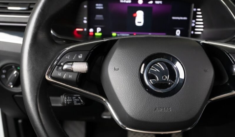 
Škoda Superb PHEV L&K full									