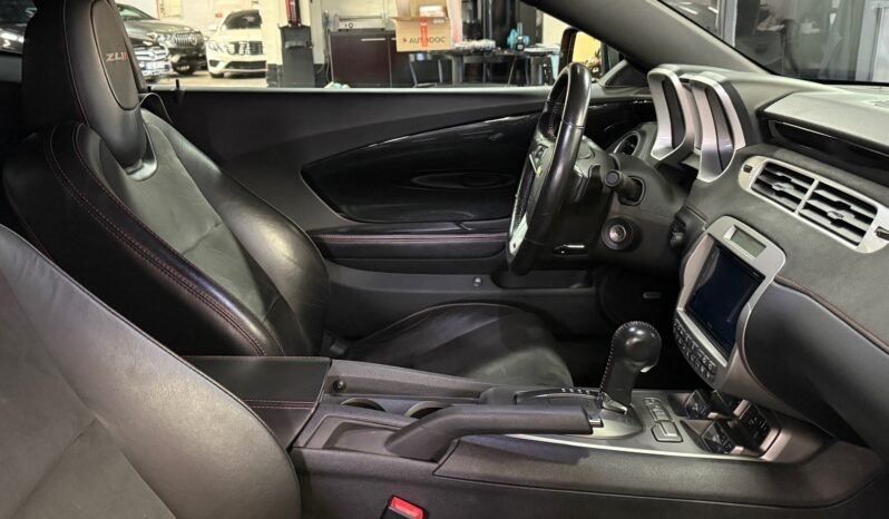 
Chevrolet Camaro ZL1 6.2 V8 Supercharged full									
