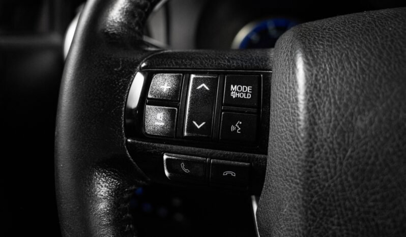 
Toyota Hilux D-Cab 2.4 D-4D 150 ch full									