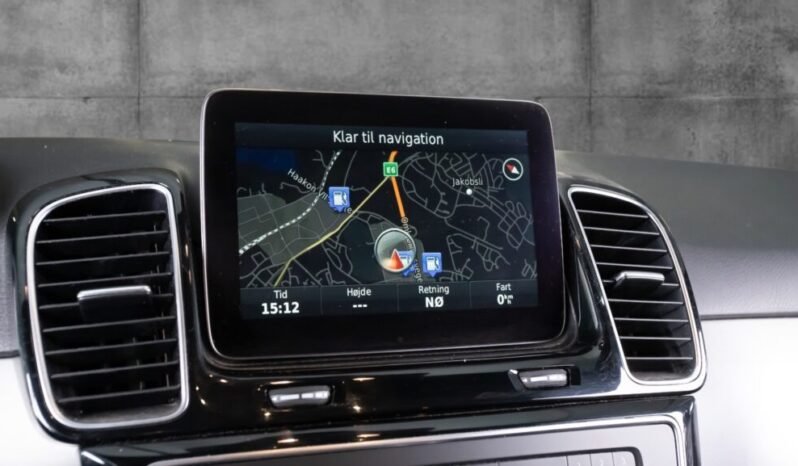 
Mercedes-Benz GLE 250 d 4MATIC full									