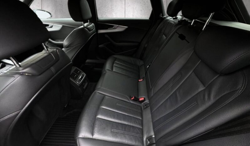 
Audi A4 Avant 1.4 TFSI full									