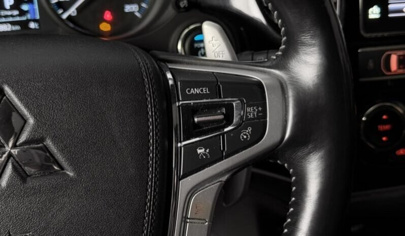 
Mitsubishi Outlander S-Edition PHEV – 209 ch full									