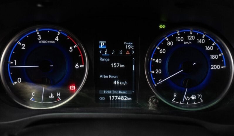 
Toyota Hilux D-Cab 2.4 D-4D 150 ch full									