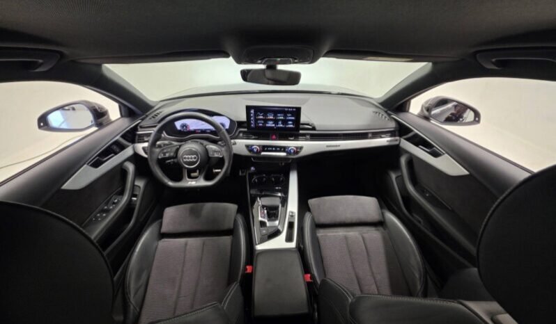 
Audi A4 40 TDI quattro S line full									