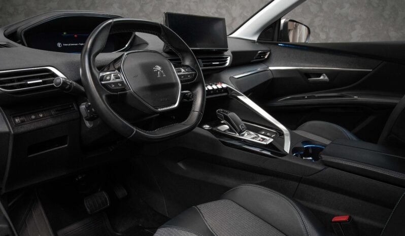
Peugeot 5008 Allure Facelift full									