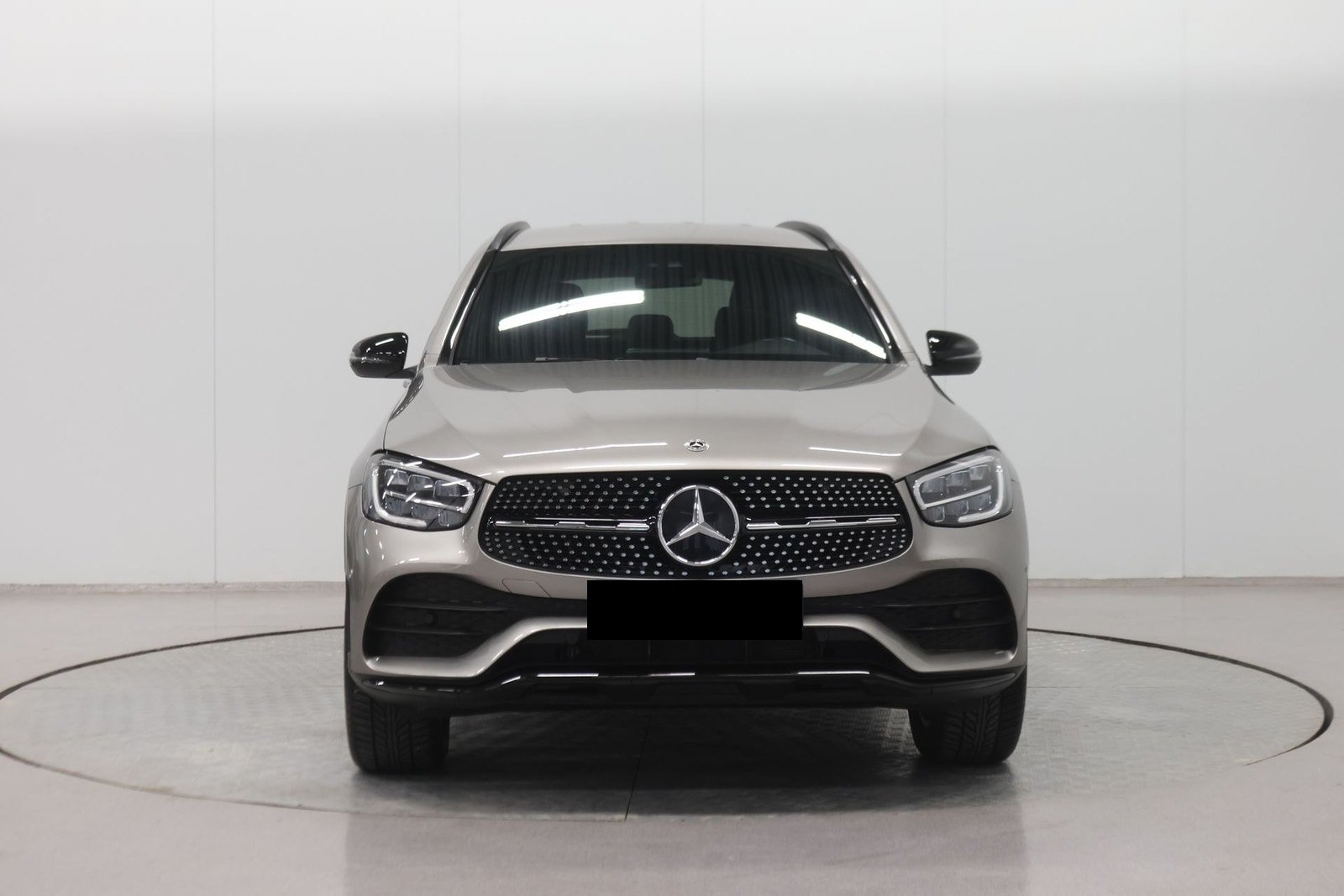 Mercedes-Benz GLC 300 e AMG