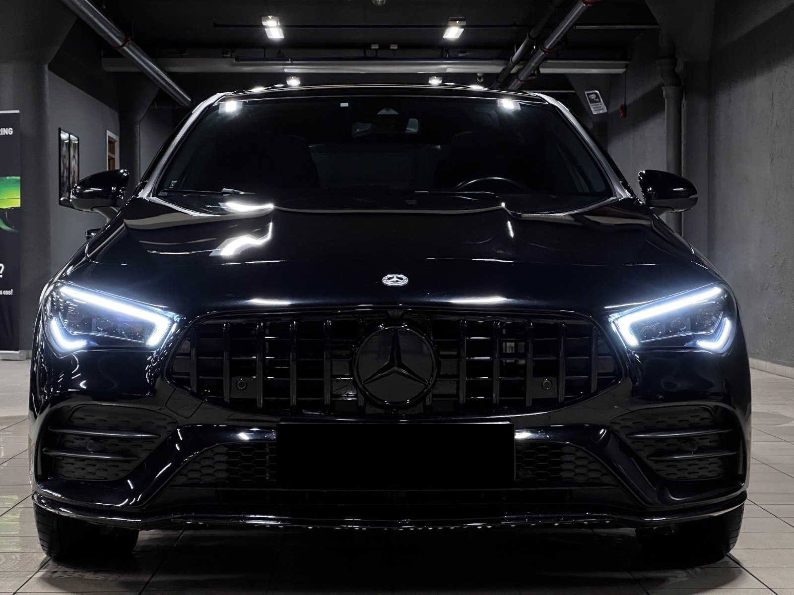 Mercedes-Benz CLA 250 e AMG Line / 2x AMG