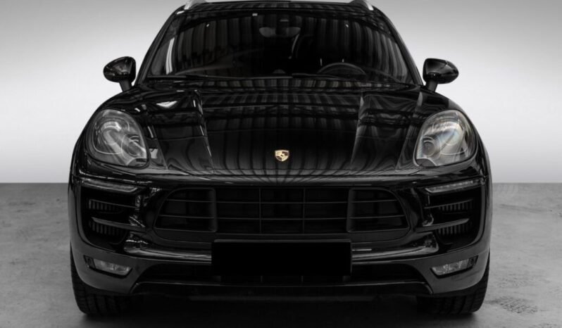 
Porsche Macan Turbo 3.6 V6 400 ch full									