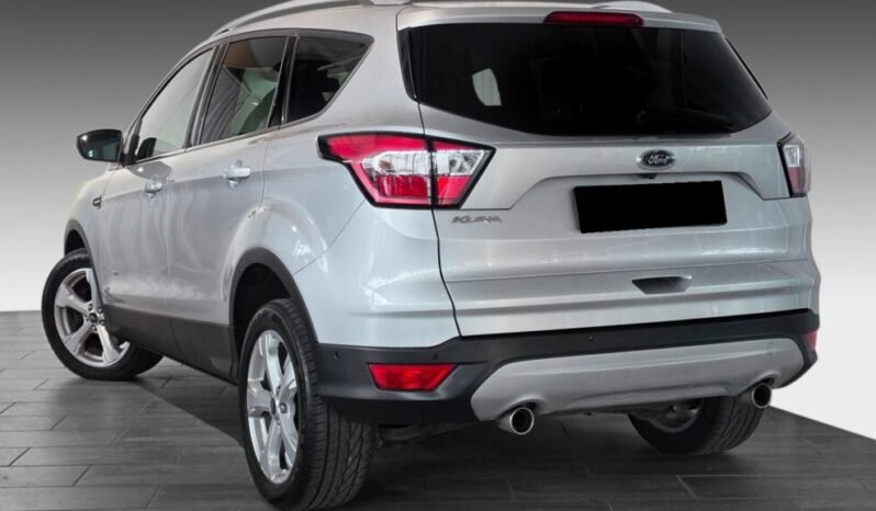 
Ford Kuga Titanium AWD full									
