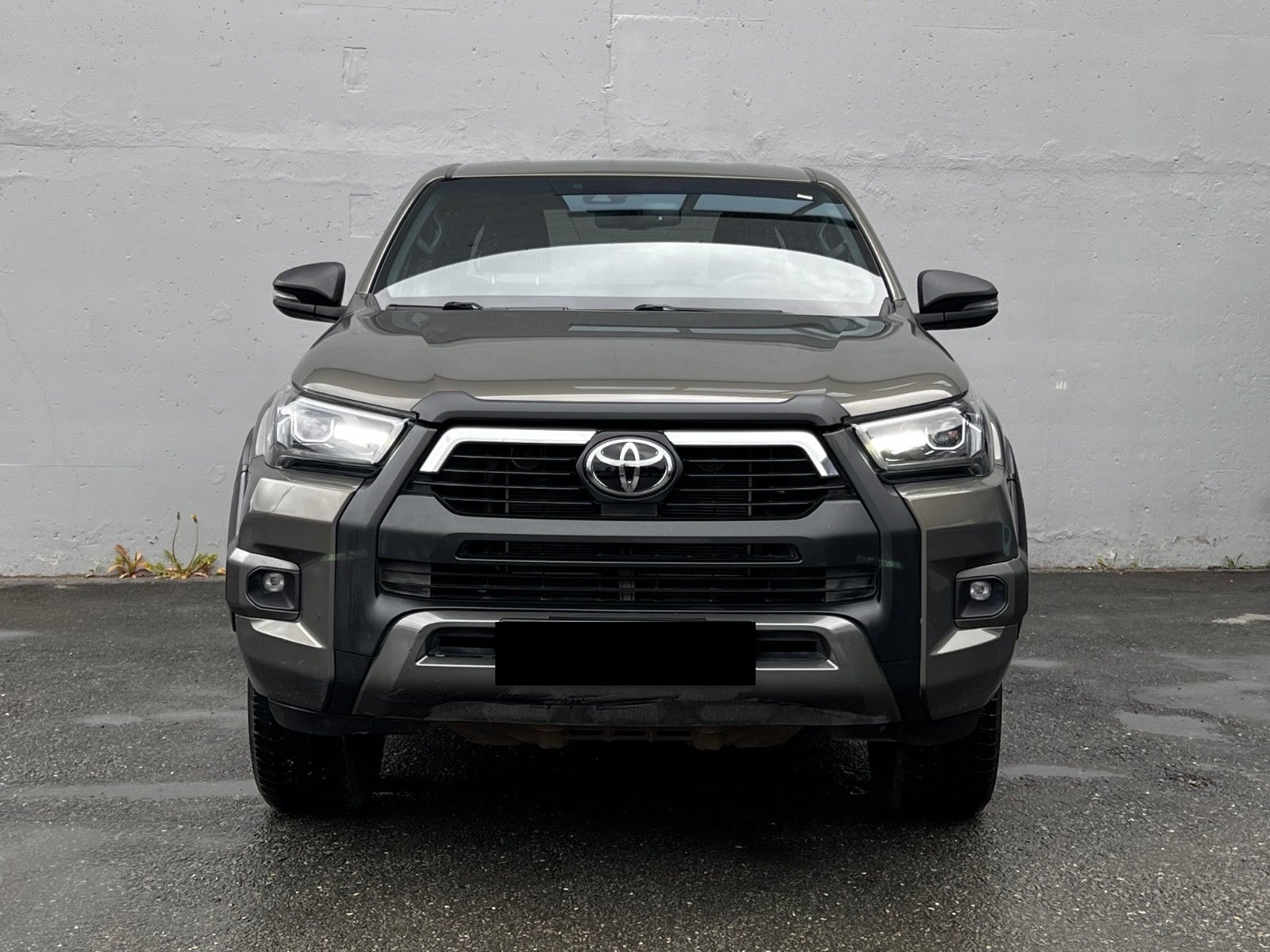 Toyota Hilux 2.8 D-4D Invincible X SR+