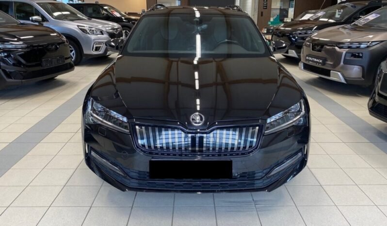 
Skoda Superb 1.4 TSI Sportline iV full									