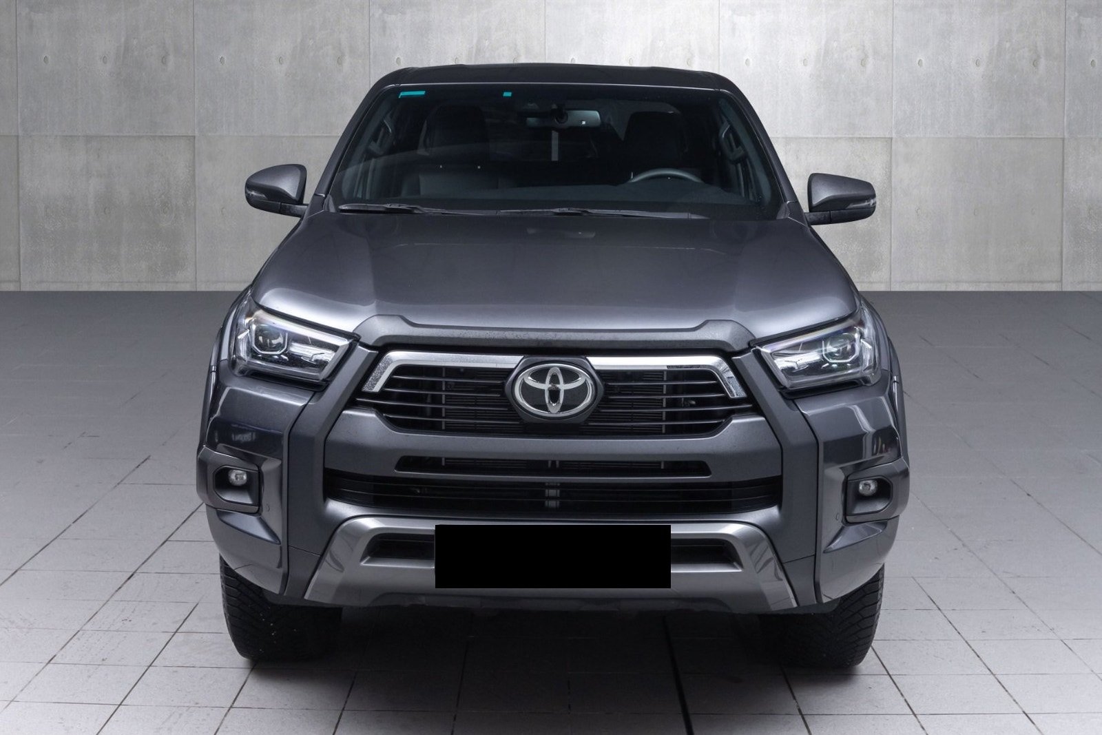 Toyota HiLux 2.8 D-4D 204 CH D-Cab 4WD SR+ Invincible X