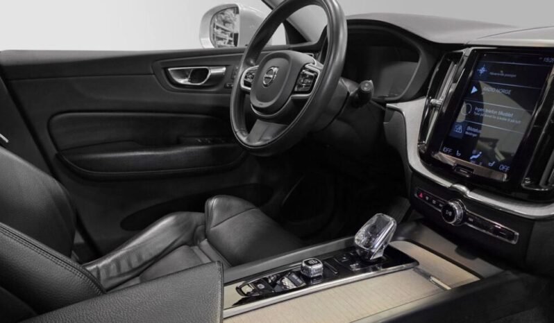 
Volvo XC60 T8 AWD Inscription full									