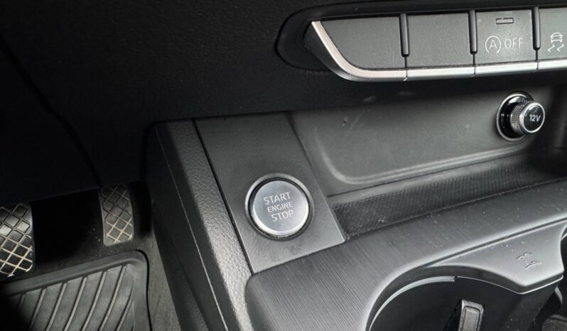 
Audi A4 Avant 1.4 TFSI full									