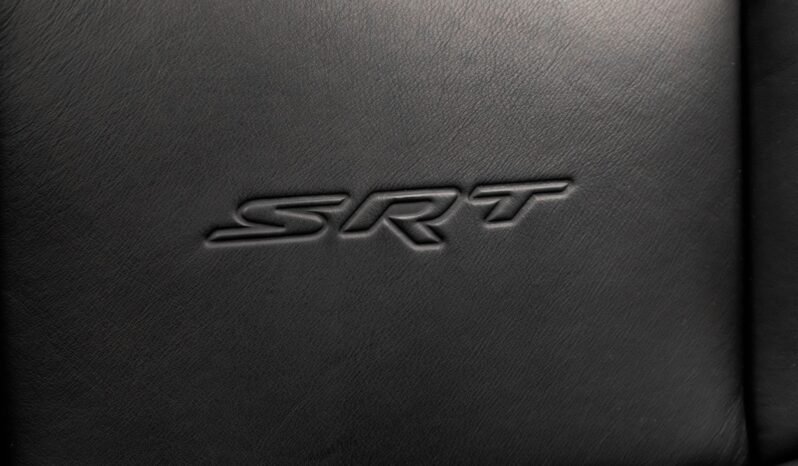 
Dodge Challenger SRT Hellcat full									