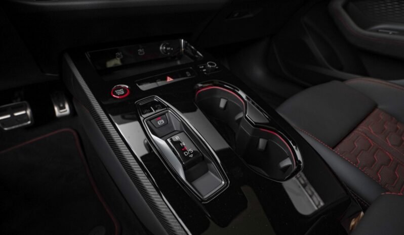 
Audi RS 5 Avant 2.9 TFSI quattro PHEV 639 ch full									