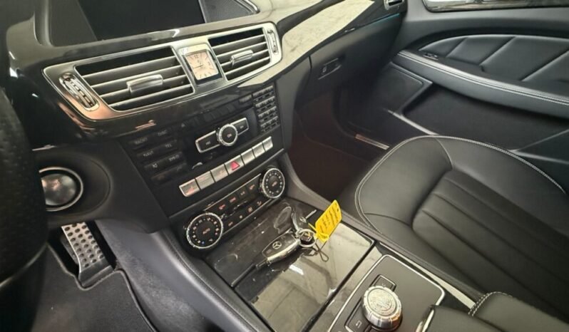 
Mercedes-Benz CLS 250 CDI AMG full									