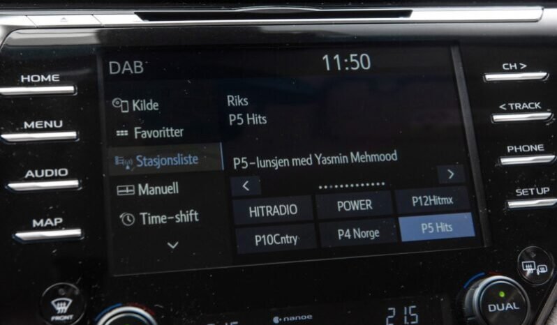 
Toyota Camry 2.5 Hybrid Premium full									