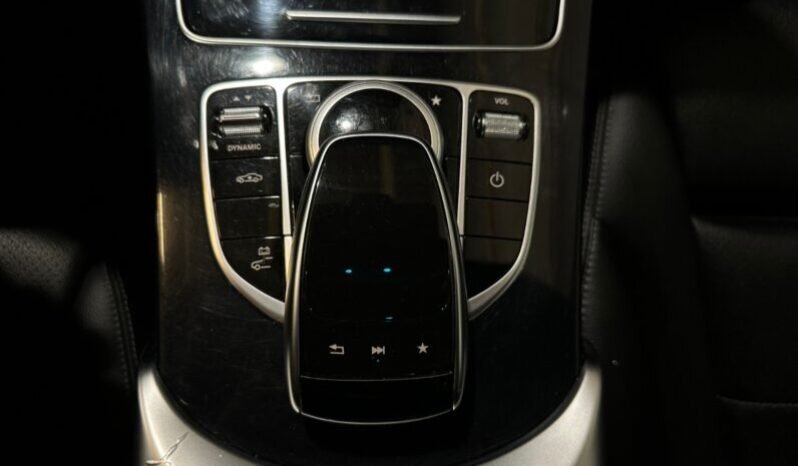 
Mercedes-Benz C 350 e full									