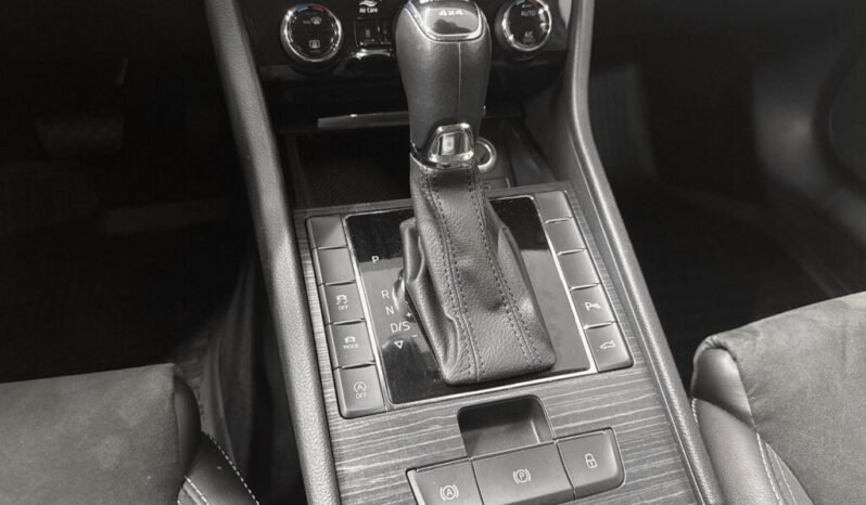 
Škoda Superb 2.0 TDI Style 4×4 full									