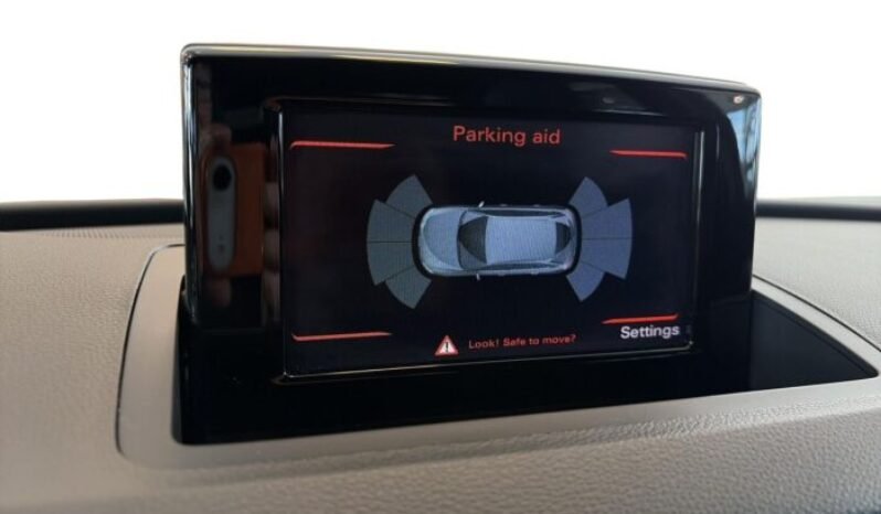
Audi Q3 2.0 TDI quattro full									