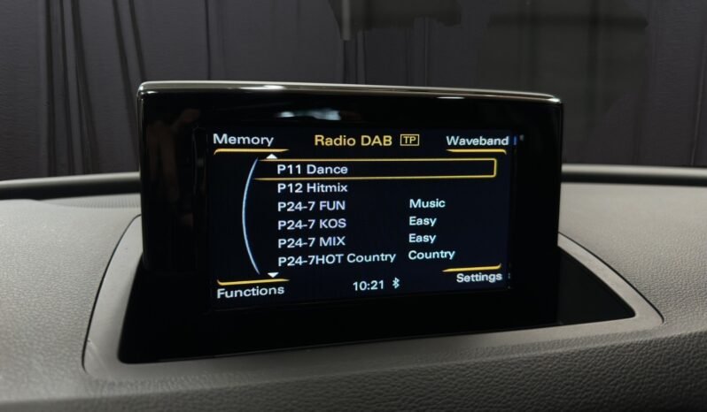 
Audi Q3 1.4 TFSI 150 ch S line full									