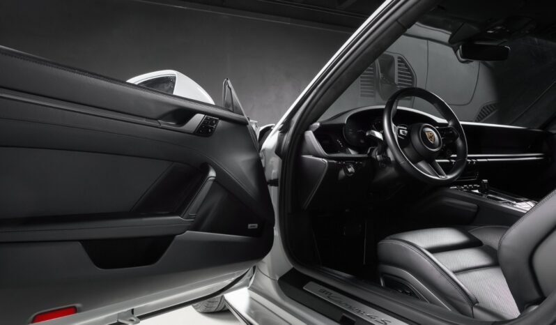 
Porsche 911 4S – 450 ch full									