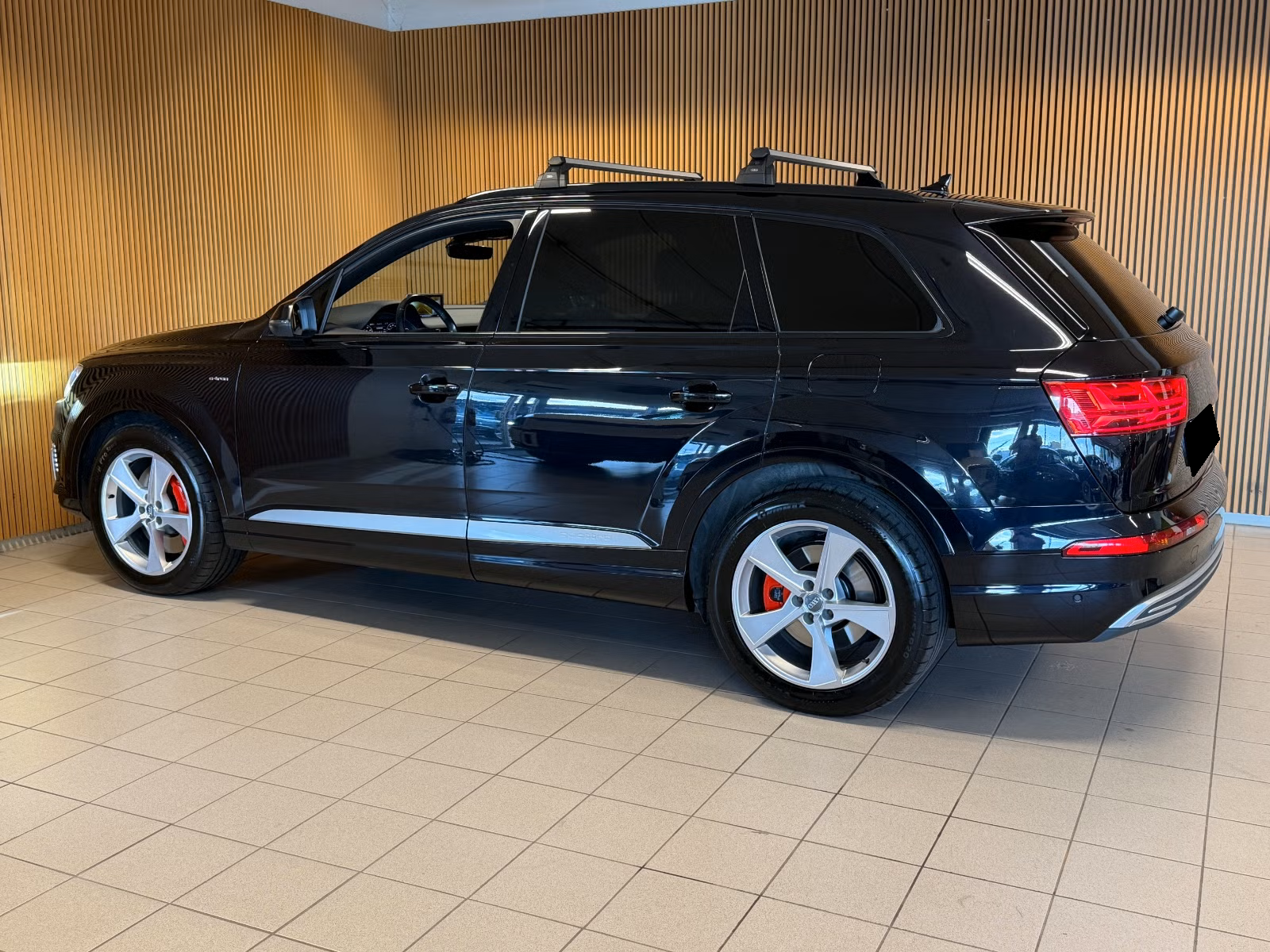 Audi Q7 e-tron 3.0 TDI quattro Hybride rechargeable (4M) – 2017