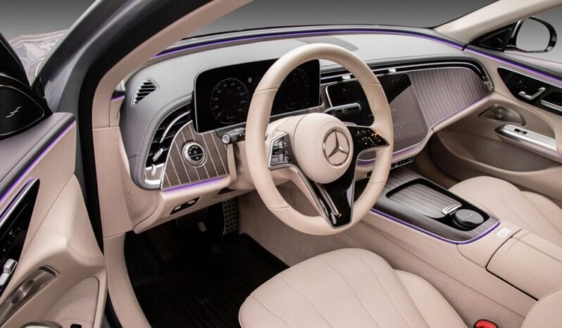 
Mercedes-Benz E 300 de Avantgarde full									