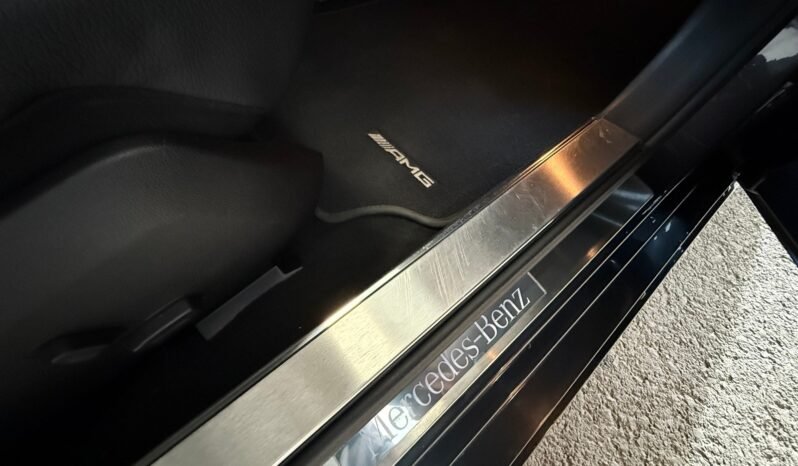 
Mercedes-Benz CLS 250 CDI AMG full									