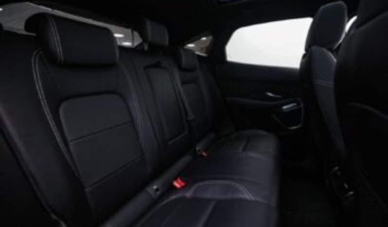 
Jaguar E-PACE 2.0D 150 ch AWD R-Dynamic full									