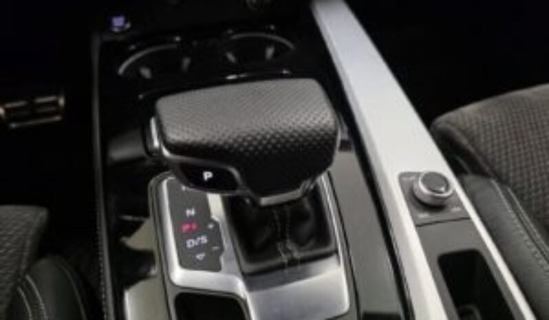 
Audi A4 40 TDI quattro S line full									