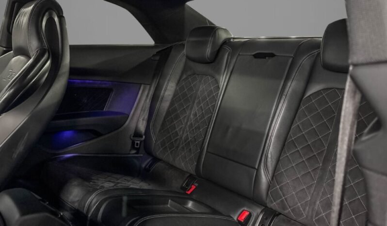 
Audi RS5 Coupé V6 450 CH full									