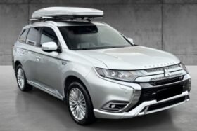 Mitsubishi Outlander PHEV Instyle+